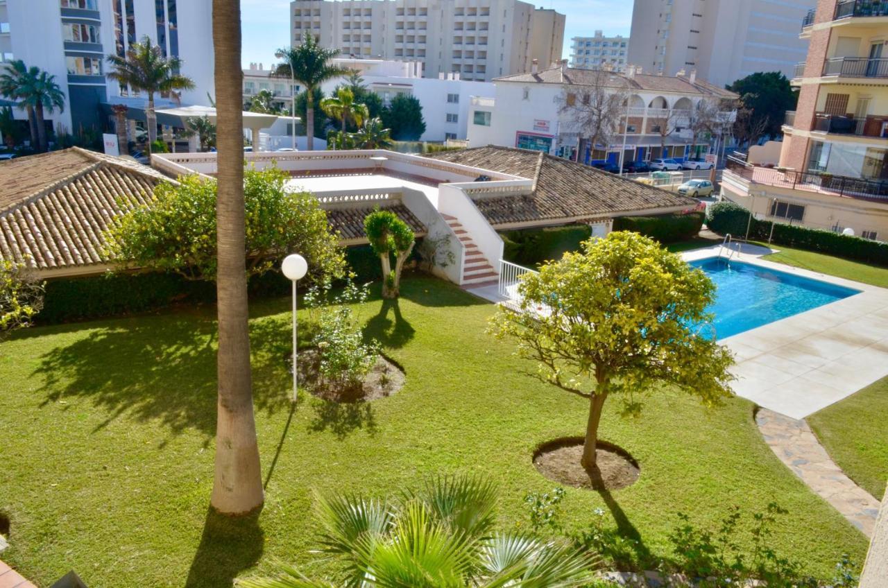 Carihuela Un Dormitorio Junto Al Mar Apartment Torremolinos Exterior photo