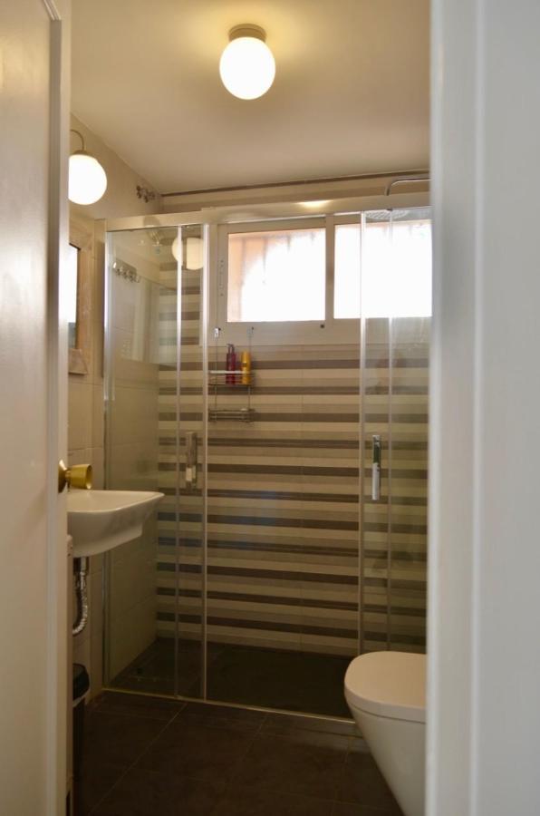 Carihuela Un Dormitorio Junto Al Mar Apartment Torremolinos Exterior photo