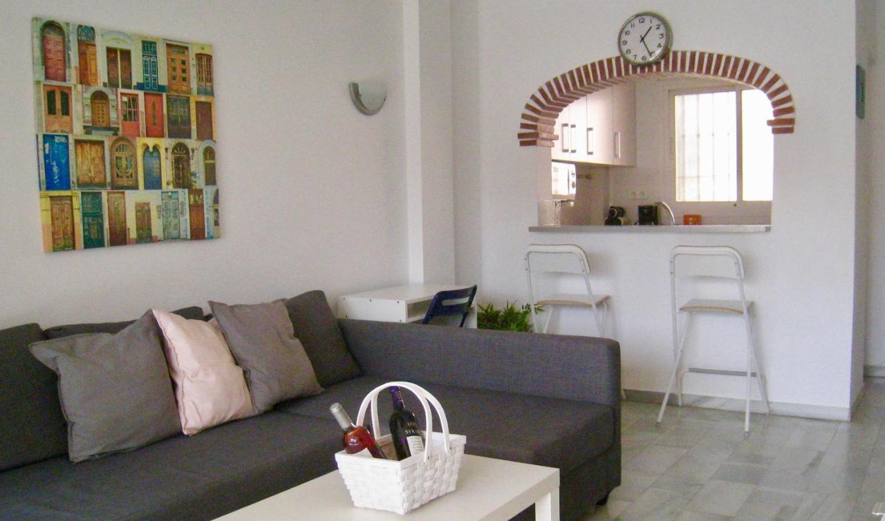 Carihuela Un Dormitorio Junto Al Mar Apartment Torremolinos Exterior photo